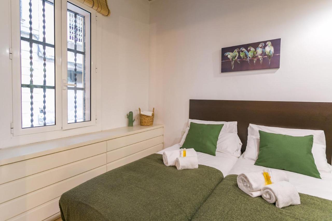 Apartament Only 100 Meters From The *